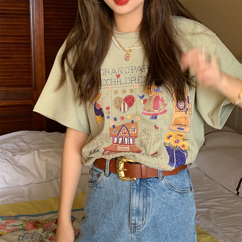 Green Short Sleeve Vintage T-Shirt for Women with Japanese Retro Girl Print, Loose Fit Pure Cotton Summer Top Green Short Sleeve Vintage T-Shirt for Women with Japanese Retro Girl Print, Loose Fit Pure Cotton Summer Top