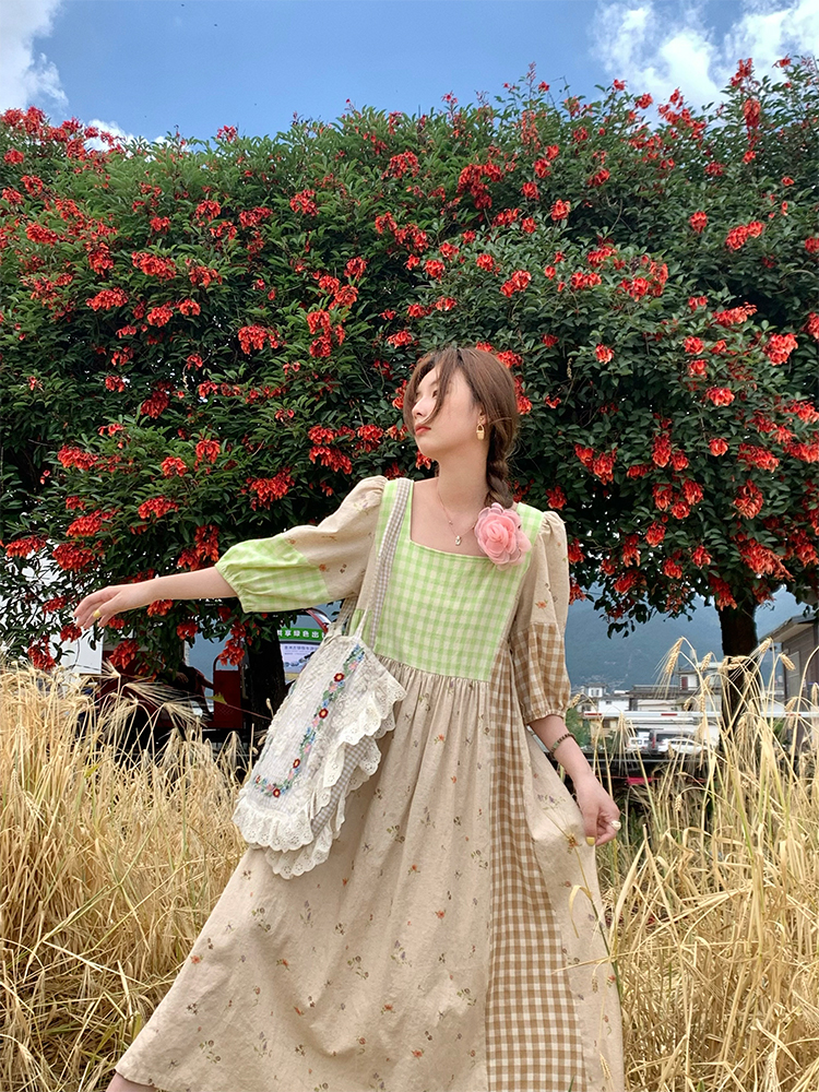 Green Wilderness Retro Plaid Patchwork Linen Dress for Women - Summer Loose Puff Sleeve Long Dress, Y2K Vintage Style Green Wilderness Retro Plaid Patchwork Linen Dress for Women - Summer Loose Puff Sleeve Long Dress, Y2K Vintage Style