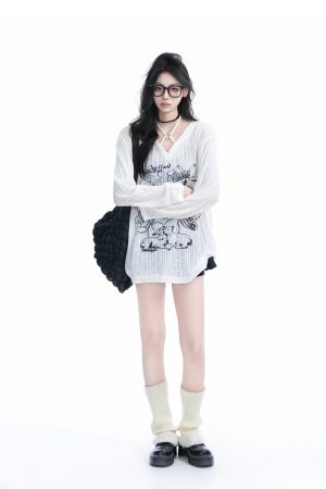 Hand-Painted Graffiti Long Sleeve T-Shirt for Women - American Streetwear, Sun Protection, Loose Fit, Perfect for Y2K Style