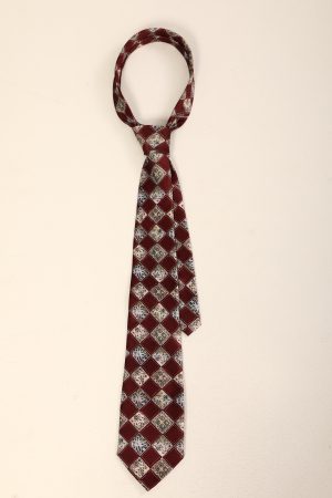 Handmade American Retro Floral Patterned Long Tie Shirt - High-End Niche Fashion Accessory for Stylish Outfits