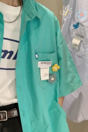 Handmade Brooch Flower Loose Shirt - Lake Blue Solid Color Short Sleeve Top for Students - Versatile Fashion Essential