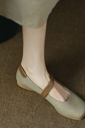 Handmade Genuine Leather Color-Blocked Mary Jane Shoes for Women, Retro Low-Heeled Flats for Spring and Autumn 2025