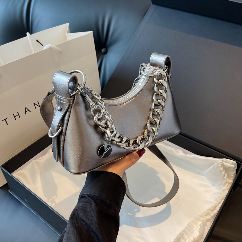 Handmade Women's Textured Chain Crossbody Bag - 2025 New Style Shoulder Underarm Bag for Chic Everyday Wear Handmade Women's Textured Chain Crossbody Bag - 2025 New Style Shoulder Underarm Bag for Chic Everyday Wear