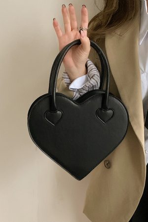 Heart-Shaped Black Crossbody Bag for Women, Retro Minimalist Tote Handbag, 2023 Trendy Design