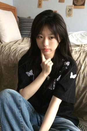 High-End 3D Butterfly Embroidered Letter Short Sleeve T-Shirt for Women - American Style, Summer 2025 Heavyweight Couple's Top