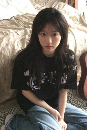 High-End 3D Butterfly Embroidered Letter Short Sleeve T-Shirt for Women - American Style, Summer 2025 Heavyweight Couple's Top