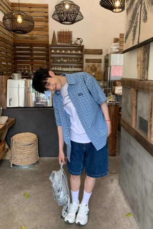 High-End Blue Plaid Short Sleeve Shirt for Men and Women, Summer College Style with Letter Embroidery, Loose Casual Top