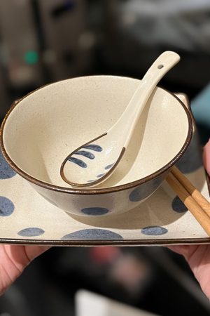 High-End Ceramic Enamel Underglaze Rice Bowl and Plate Set, Creative Cabbage Design, Fresh Niche Tableware for Stylish Dining