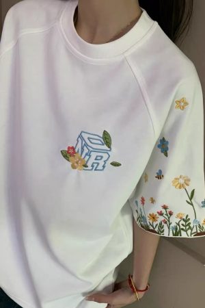 High-End Embroidered Floral Letter Short Sleeve T-Shirt for Women - Summer American Style Heavyweight Raglan Top