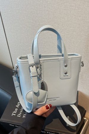 High-End Heart-Shaped Handbag for Women - Fashionable Tote Bucket Bag, 2025 New Style, Vegetable Basket Shoulder Crossbody Bag