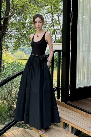 High-End Light Fabric Black Long Vest Dress with Slim Waist - Summer Floor-Length Skirt Fashion