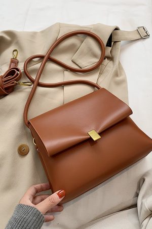 High-End Light Luxury Women's Water-Resistant Crossbody Bag - Versatile Spring 2025 Commuting & Travel Shoulder Bag