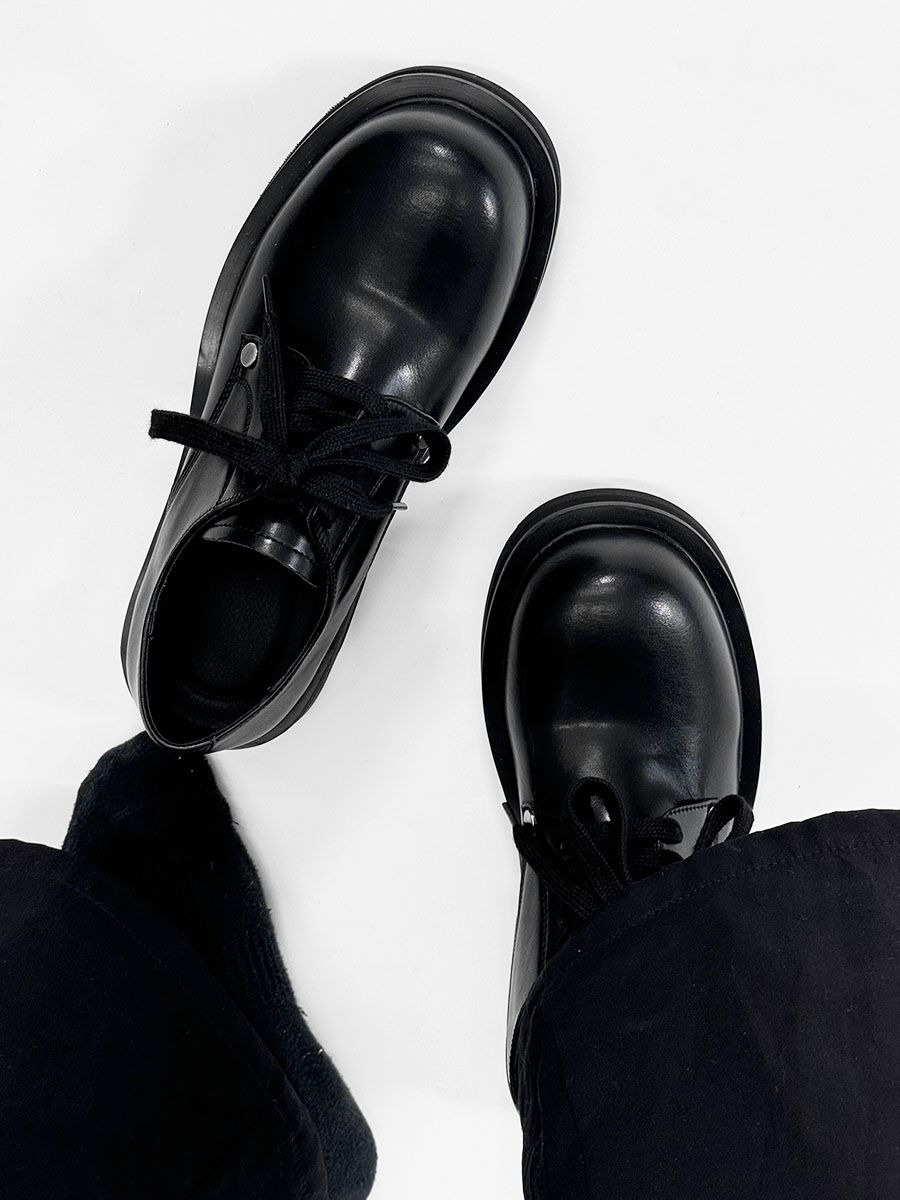 High-End Men's Derby Shoes - Paris Mickey Mouse Design, Round-Toe, Thick-Soled Leather, British Retro Style for Commuting High-End Men's Derby Shoes - Paris Mickey Mouse Design, Round-Toe, Thick-Soled Leather, British Retro Style for Commuting