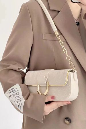High-End Minimalist Small Square Bag - Versatile Diamond Quilted Chain Crossbody Underarm Shoulder Bag 2023 Trend