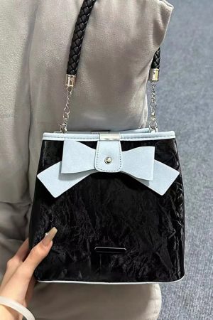 High-End Retro Artistic Bucket Bag for Women - Casual Versatile Shoulder Crossbody Bag for Autumn Winter 2024