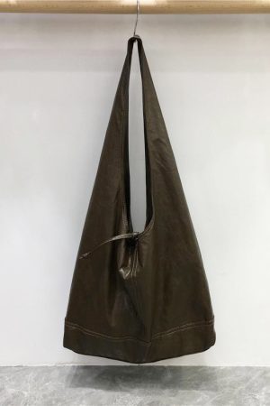 High-End Retro Soft Leather Triangular Tote Bag - Versatile Commuter Shoulder Bag for Work, Korean Style Fashion Accessory