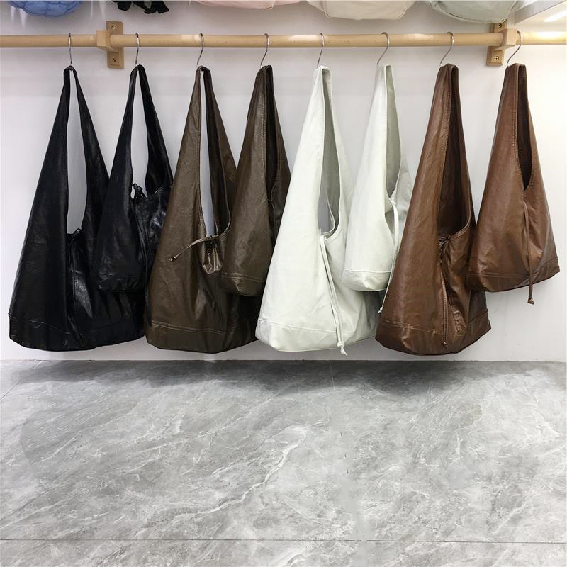 High-End Retro Soft Leather Triangular Tote Bag - Versatile Commuter Shoulder Bag for Work, Korean Style Fashion Accessory High-End Retro Soft Leather Triangular Tote Bag - Versatile Commuter Shoulder Bag for Work, Korean Style Fashion Accessory