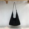 High-End Retro Suede Tote Bag for Autumn & Winter - Versatile Commuting Shoulder Crossbody Bag in Lazy Style