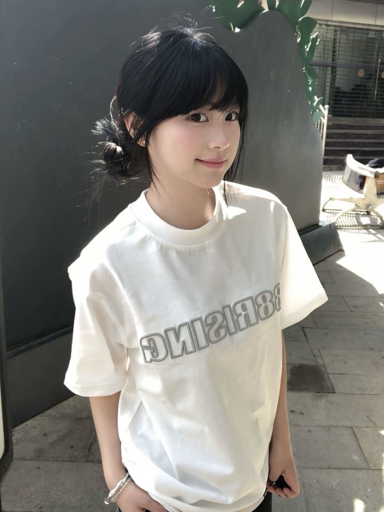 High-End White Embroidered Letter Short Sleeve T-Shirt for Women, Summer 2025 American Style Heavyweight Cotton Top High-End White Embroidered Letter Short Sleeve T-Shirt for Women, Summer 2025 American Style Heavyweight Cotton Top