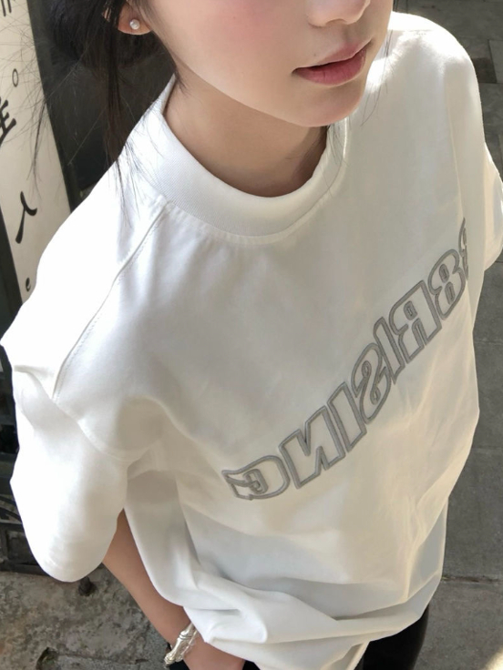 High-End White Embroidered Letter Short Sleeve T-Shirt for Women, Summer 2025 American Style Heavyweight Cotton Top High-End White Embroidered Letter Short Sleeve T-Shirt for Women, Summer 2025 American Style Heavyweight Cotton Top