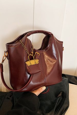 High-End Women's Fashion Handbag - Stylish Versatile Tote Shoulder Crossbody Bag for Autumn/Winter 2025