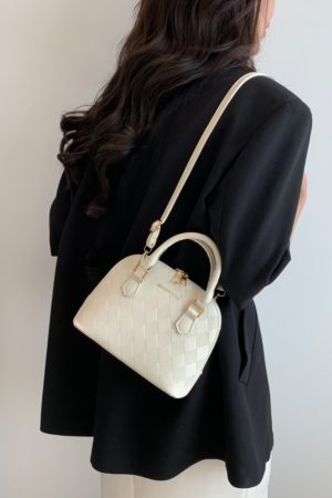 High-End Women's Textured Crossbody Bag - Versatile Retro Commuting Handbag in Niche Shell Design, Trendy 2025 Style