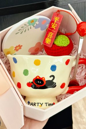 High-Footed Cute Heart Ceramic Water Cup - Wide-Mouth Breakfast Mug for Girls