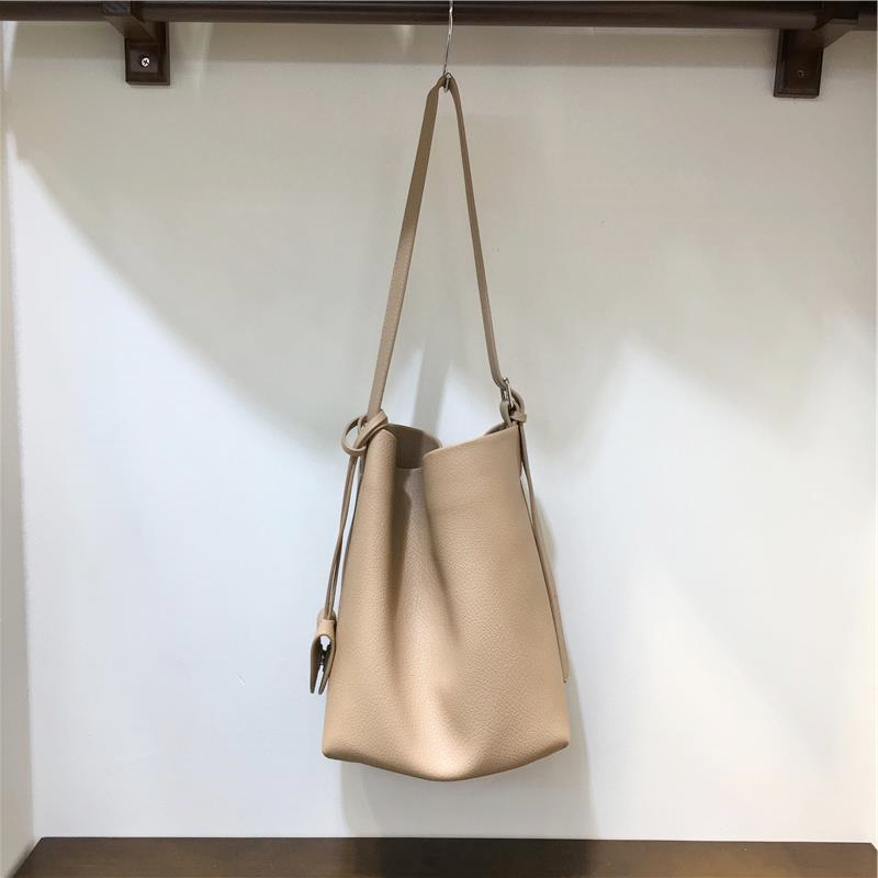 High-Quality Minimalist Lychee Pattern Women's Single Shoulder Crossbody Bucket Bag - Large Capacity Tote for Everyday Use High-Quality Minimalist Lychee Pattern Women's Single Shoulder Crossbody Bucket Bag - Large Capacity Tote for Everyday Use