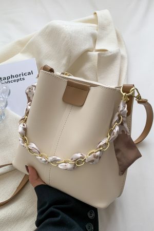 High-Quality Soft Leather Women's Shoulder Bag - Small Fragrant Wind Design, Chain Tote & Crossbody Style, Perfect for Everyday Use
