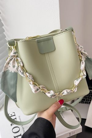 High-Quality Soft Leather Women's Shoulder Bag - Small Fragrant Wind Design, Chain Tote & Crossbody Style, Perfect for Everyday Use