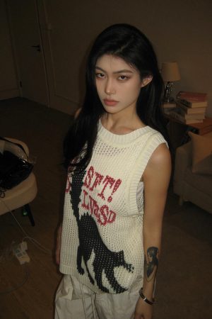 High Street Hollow-Out Vest for Women - Summer Cat Jacquard Knitted Top, Loose Hip-Hop Style, American 90s Fashion