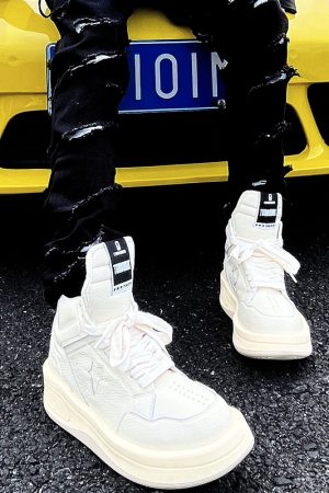 High-Top Sneakers for Men & Women, Trendy Streetwear Sports Shoes, Thick-Soled All-White Martin Boots, Height-Increasing Style