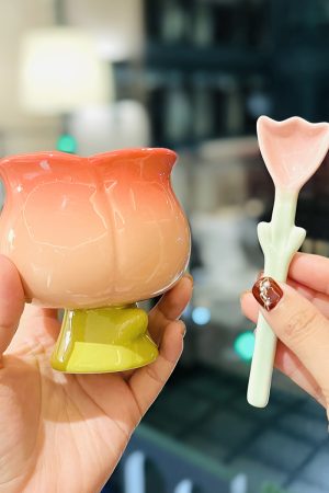 High-Value Peach Ceramic Water Cup with Spoon - Cute Girls' High-Footed Ice Cream Dessert Mug