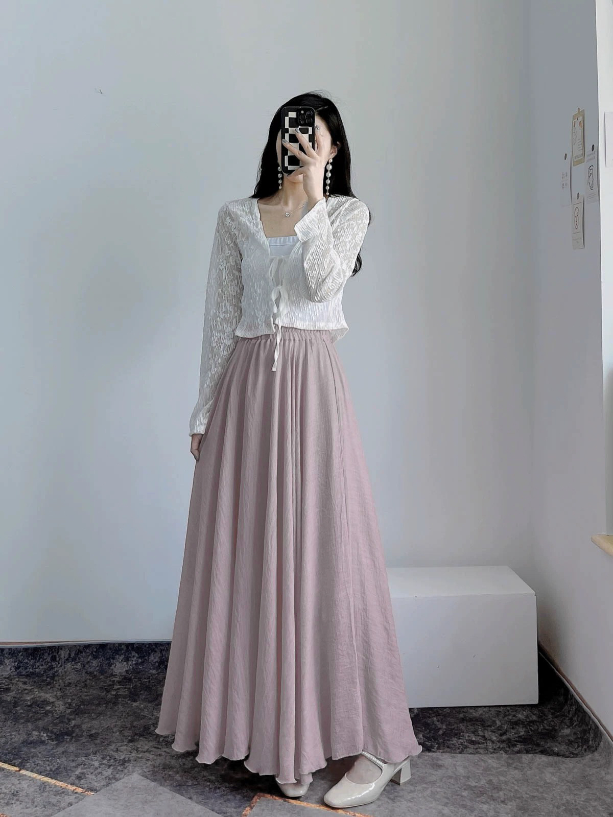 High-Waisted A-Line Long Skirt in Wrinkle-Resistant Cotton-Linen, Solid Color, Large Swing, Slimming Design for Spring & Summer High-Waisted A-Line Long Skirt in Wrinkle-Resistant Cotton-Linen, Solid Color, Large Swing, Slimming Design for Spring & Summer