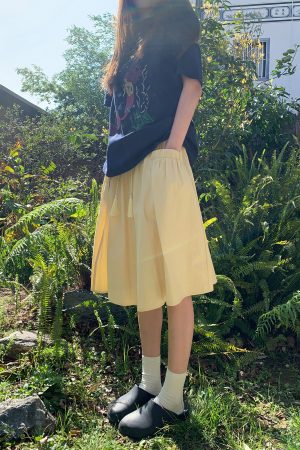 High-Waisted A-Line Short Skirt for Women, Elastic Pleated Big Pocket Tassel Design, Summer 2025 Petite Fashion Trend