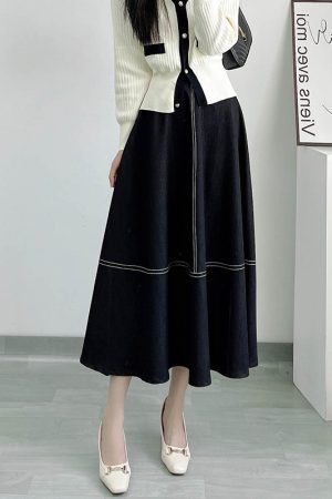 High-Waisted Color-Blocked A-Line Denim Skirt with Zipper - Flattering Flared Design for Spring and Summer 2025