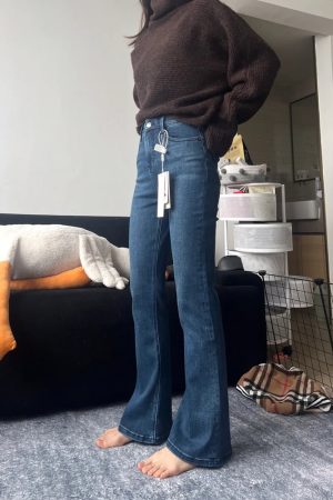 High-Waisted Dark Blue Flared Jeans for Plus Size Petite Women - Slimming Bell-Bottom Pants, 2025 New Style