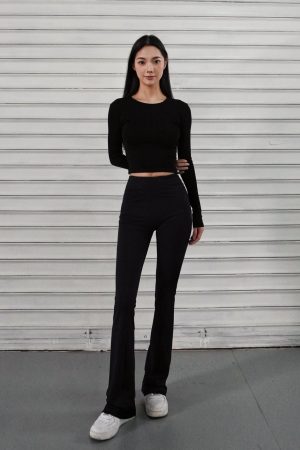 High-Waisted Flared Sports Pants with Elastic Nude Feel, Slimming Yoga Bell-Bottoms for Activewear and Fitness Fashion