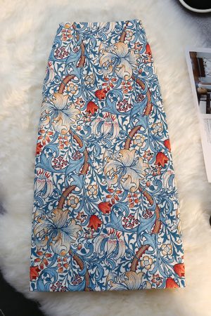 High-Waisted Floral Midi Skirt for Women - Retro A-Line Bodycon Design, Perfect for Summer 2022 Fashion