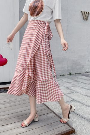 High-Waisted Irregular A-Line Plaid Skirt for Women with Curvy Hips and Thighs - Summer Fashion Essential