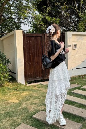 High-Waisted Irregular Lace Half Skirt for Women - 2025 Spring Summer White Mid-Length Cake Skirt, Lightweight Fashion Essential