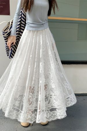 High-Waisted Lace Fairy Half-Length Qipao Underskirt - Elegant Drape Pleated Mesh A-Line Skirt for Chic Layering