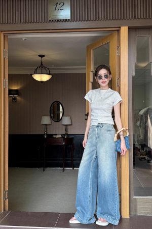 High-Waisted Loose Draped Floor-Length Tencel Slightly Flared Wide-Leg Jeans for Women - Spring Fashion Trend 2023