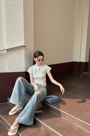 High-Waisted Loose Draped Floor-Length Tencel Slightly Flared Wide-Leg Jeans for Women - Spring Fashion Trend 2023
