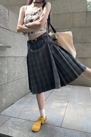 High-Waisted Plaid Midi Skirt for Women, Plus Size A-Line Pleated Umbrella Skirt for Autumn and Winter Fashion