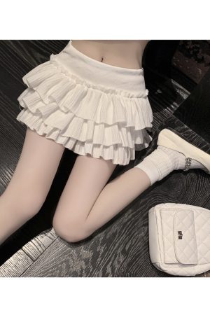 High-Waisted Pleated Short Skirt for Women - Slimming White Cake Skirt, Y2K Internet Celebrity Style