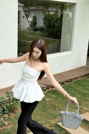 High-Waisted Pleated Slim-Fit Strapless Tank Top with Floral Skirt Hem - Lightweight Summer Style