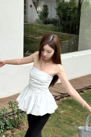 High-Waisted Pleated Slim-Fit Strapless Tank Top with Floral Skirt Hem - Lightweight Summer Style