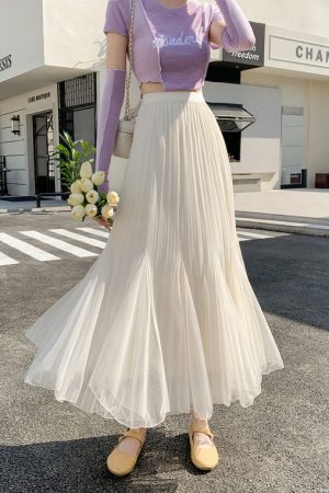 High-Waisted Retro Apricot Tulle Mermaid Skirt for Women, Fluffy A-Line with Draping Effect, Irregular Design, Slimming Fit