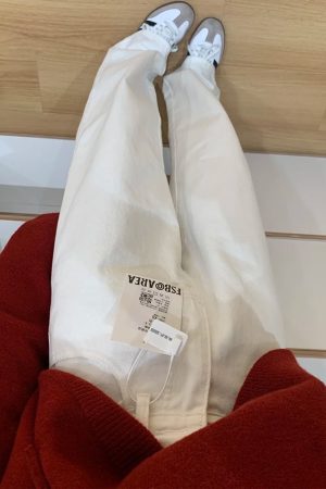 High-Waisted White Straight-Leg Loose Jeans for Women, Plus Size, Flattering Wide-Leg Style, 2025 Trendy Fashion